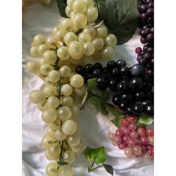 Artificial Grapevine Clusters With Leaves - Mixed Colors & Sizes - Home Decor Cr - Picture 14 of 16